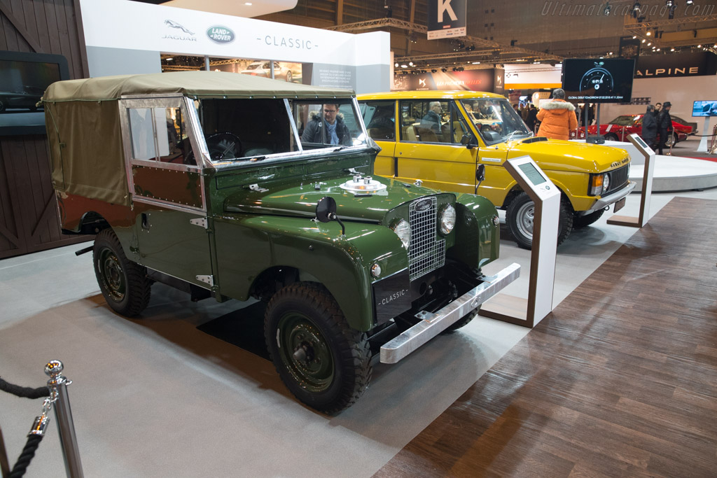 Land Rover Defender   - 2018 Retromobile