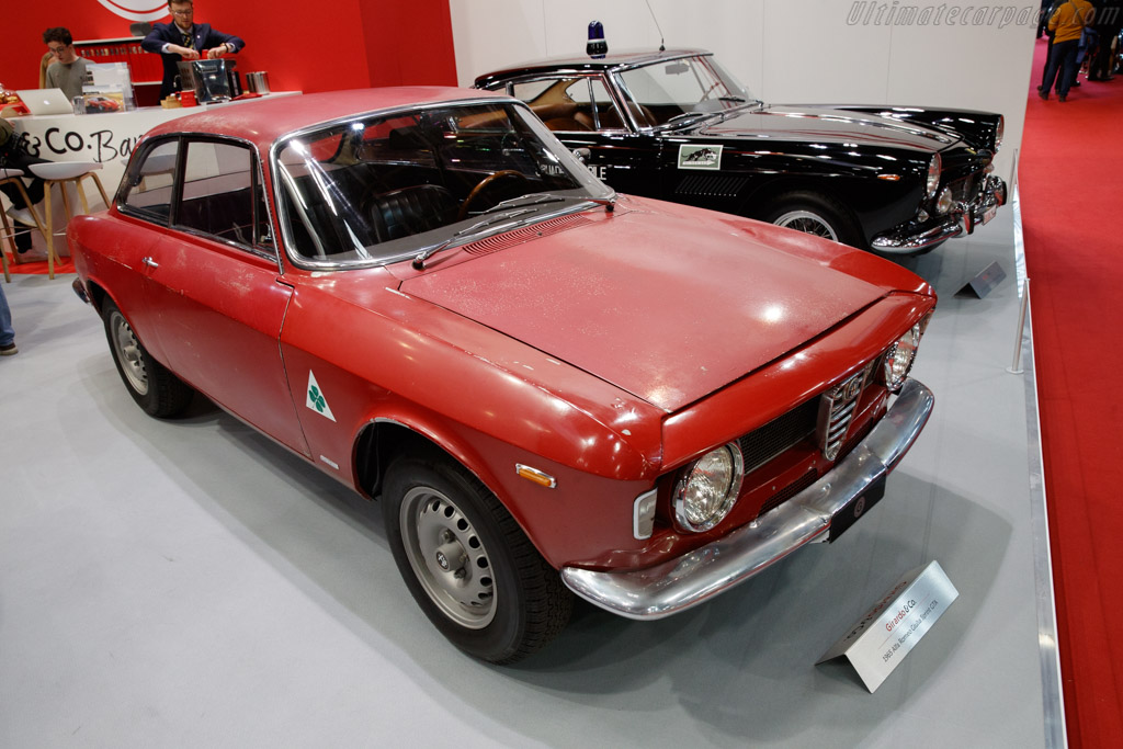 Alfa Romeo Giulia GTA - Chassis: AR613372 - Entrant: Girardo & Co. - 2020 Retromobile