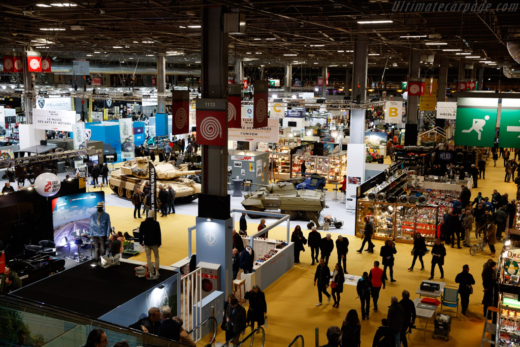 Welcome to Retromobile   - 2023 Retromobile