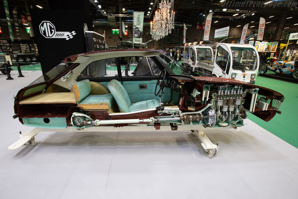 MG B GT   - 2024 Retromobile