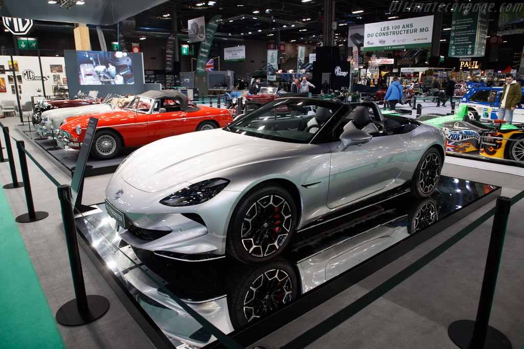 MG Cyberster   - 2024 Retromobile