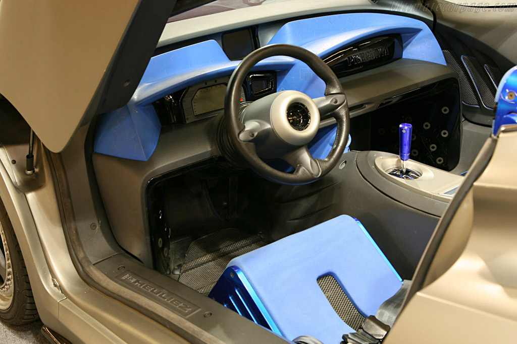 Heuliez Pregunta - Chassis: ZA9DE07A0KLA12005  - 2007 Retromobile