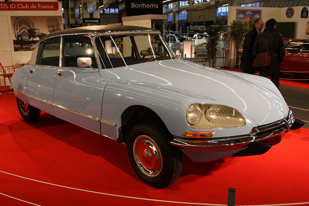 Citroën DS   - 2009 Retromobile