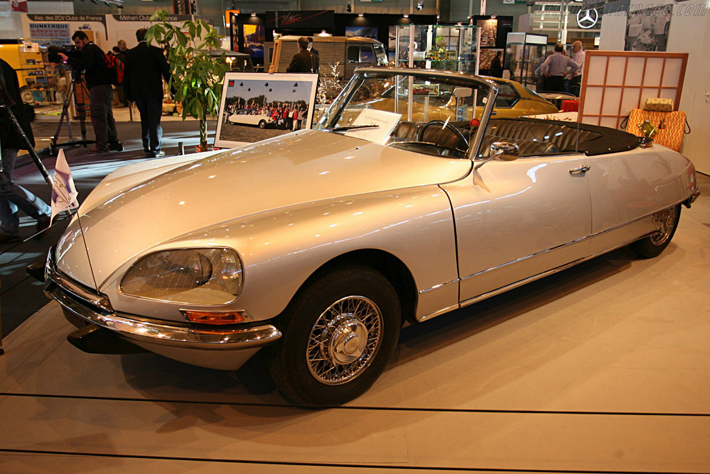 Citroën DS Decapotable   - 2008 Retromobile
