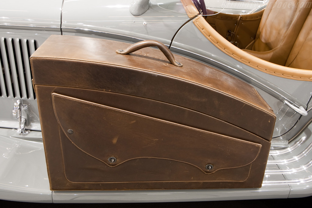 Alfa Romeo 8C 2300 Touring Spider - Chassis: 2211096  - 2010 Retromobile