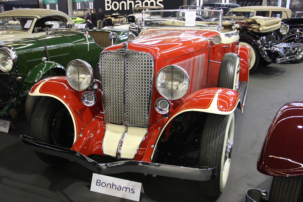 Auburn 12-161 Convertible Roadster   - 2010 Retromobile
