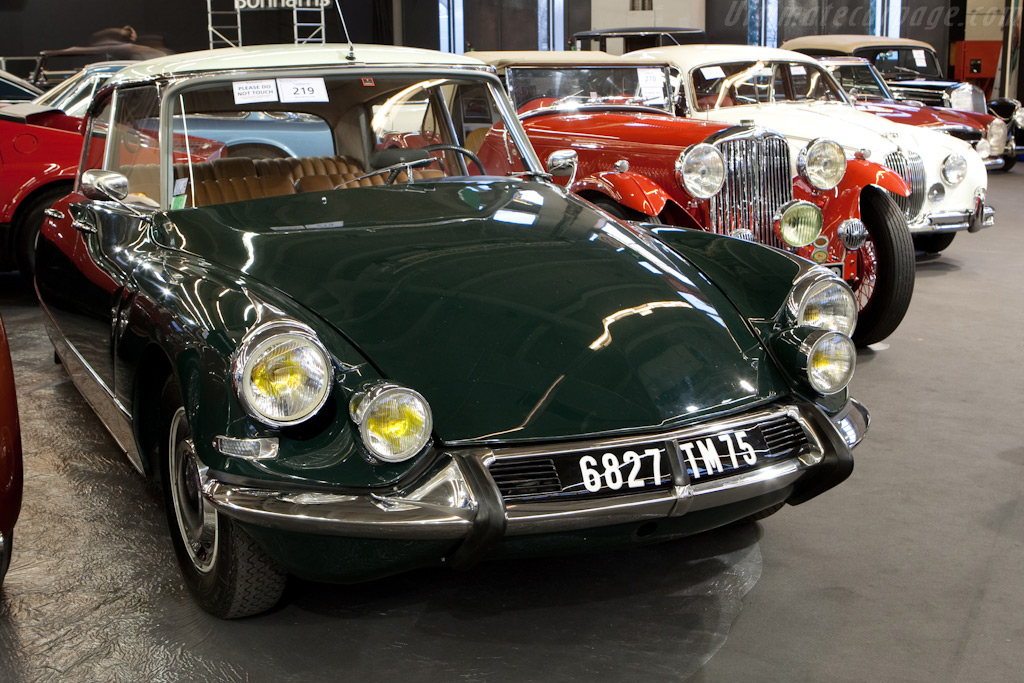 Citroën DS21 Pallas   - 2010 Retromobile