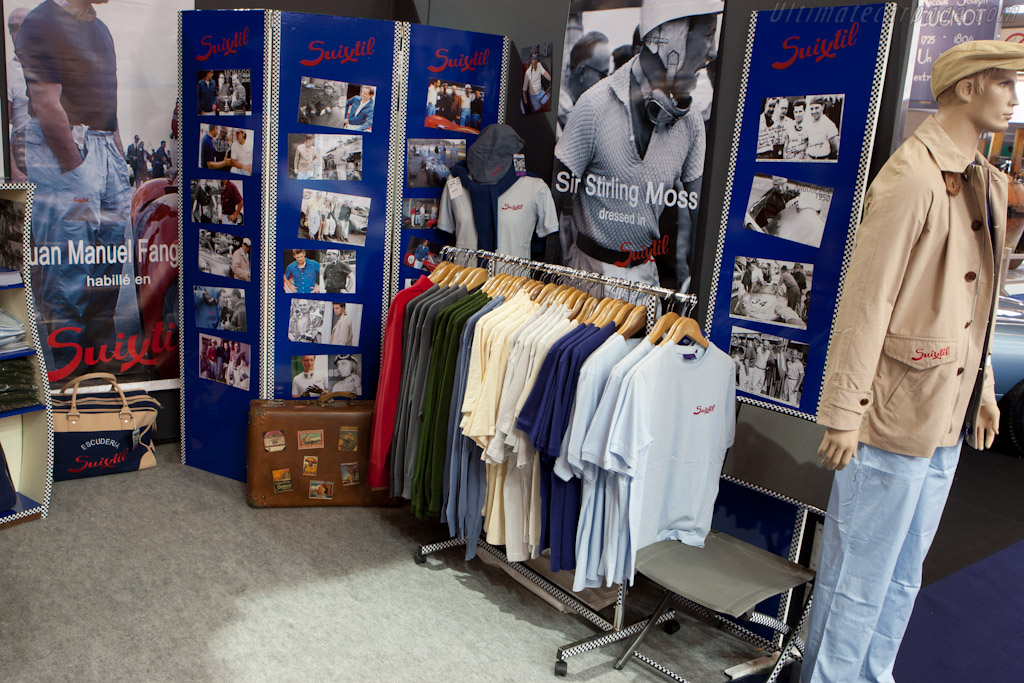 Welcome to Retromobile   - 2011 Retromobile