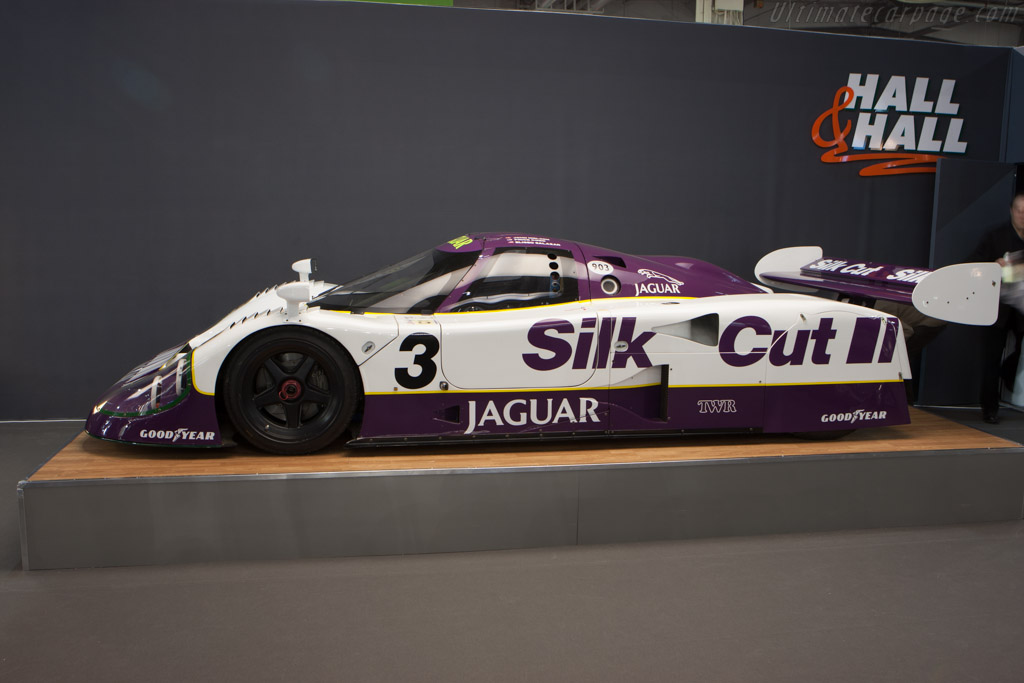 Jaguar XJR-12 - Chassis: J12-C-1090  - 2013 Retromobile