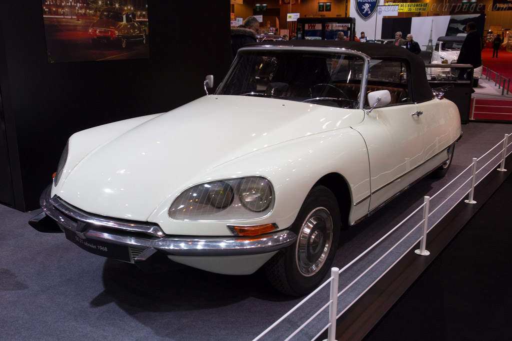 Citroën DS 21 Cabriolet  - Entrant: Citroën - 2015 Retromobile