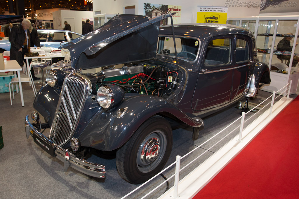 Citroën Traction 15/6H - Chassis: 726151 - Entrant: Citroën - 2015 Retromobile