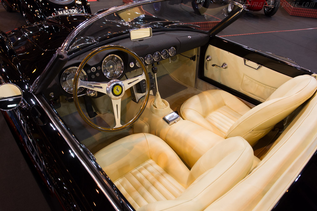Ferrari 250 GT LWB California Spider - Chassis: 1011GT - Entrant: Fiskens - 2015 Retromobile