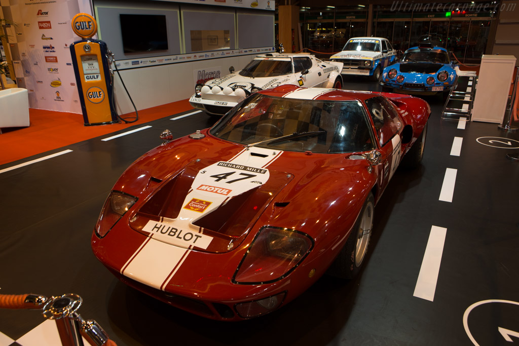 Ford GT40 - Chassis: GT40P/1089  - 2015 Retromobile