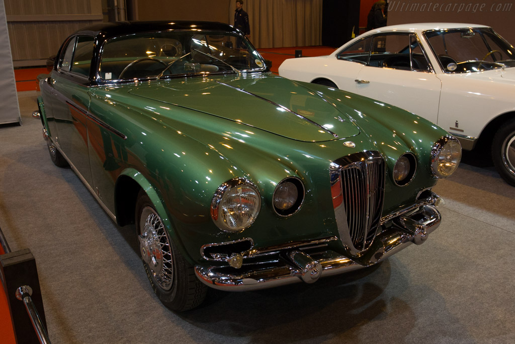 Lancia Aurelia Vignale Coupe - Chassis: B52-1072 - Entrant: Lopresto Collection - 2015 Retromobile
