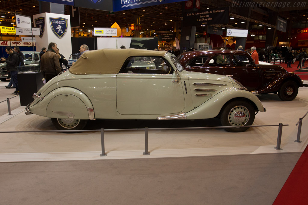 Peugeot 402 Cabriolet  - Entrant: Peugeot - 2015 Retromobile