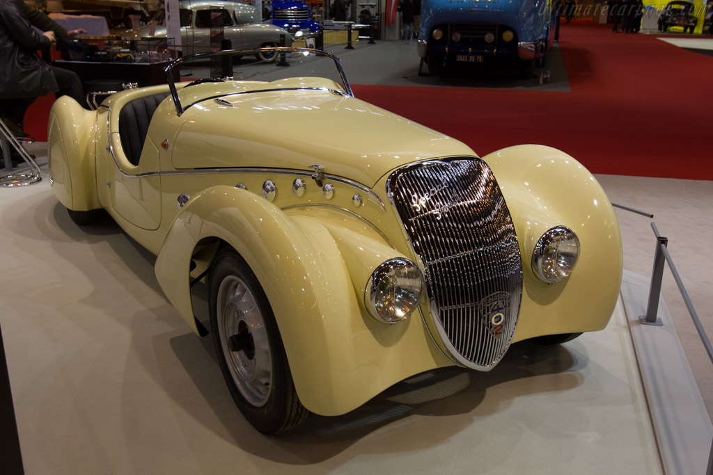 Peugeot 402 Darl'Mat  - Entrant: Amicale Peugeot - 2016 Retromobile