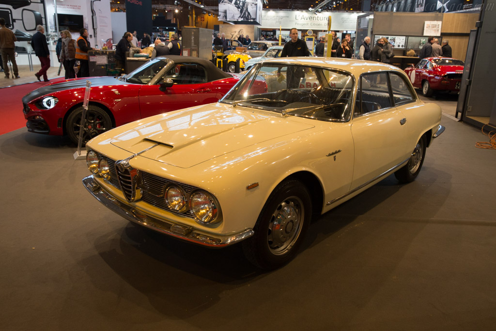 Alfa Romeo 2600 Bertone Coupe  - Entrant: Fiat Heritage - 2017 Retromobile