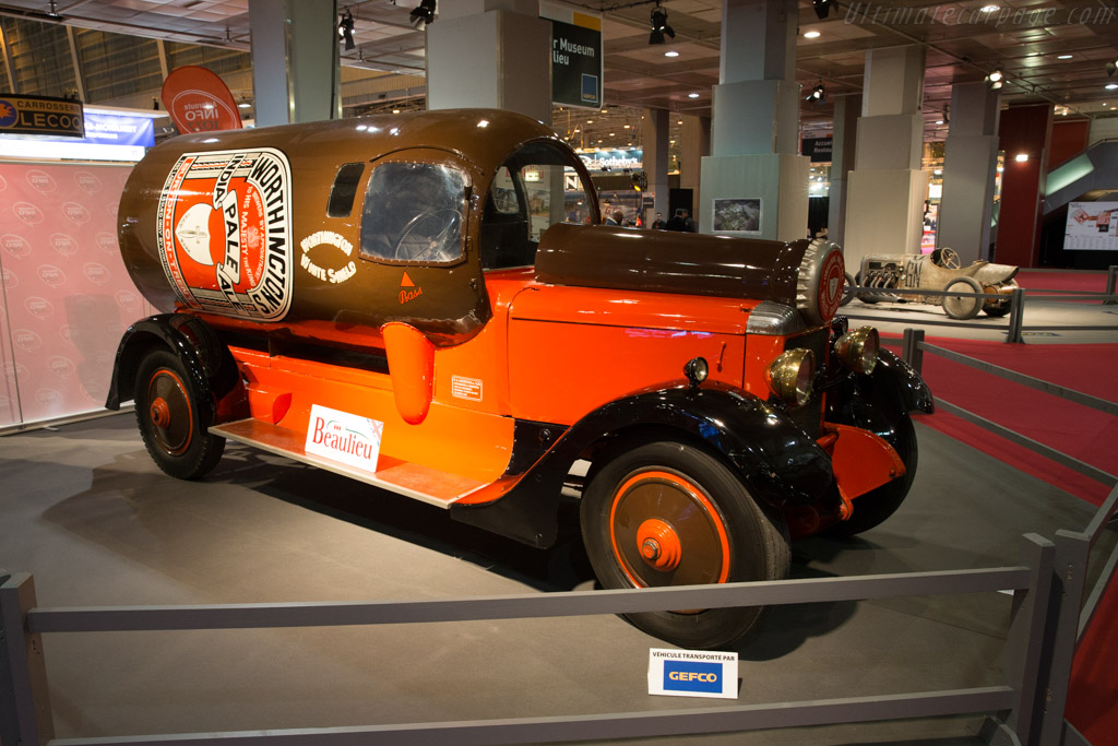 Daimler Bottle Van   - 2017 Retromobile