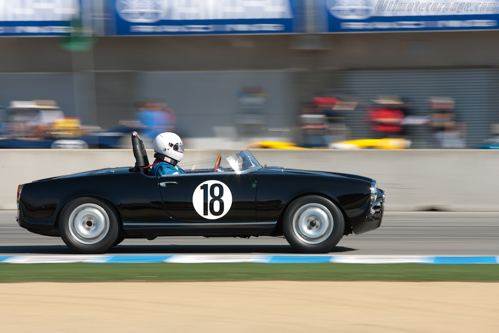 Alfa Romeo Giulia Spider Veloce   - 2011 Monterey Motorsports Reunion