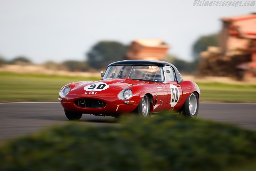 Jaguar E-Type Semi Lightweight  - Entrant: Nigel Webb - Driver: Steve Soper / John Young - 2018 Goodwood Revival