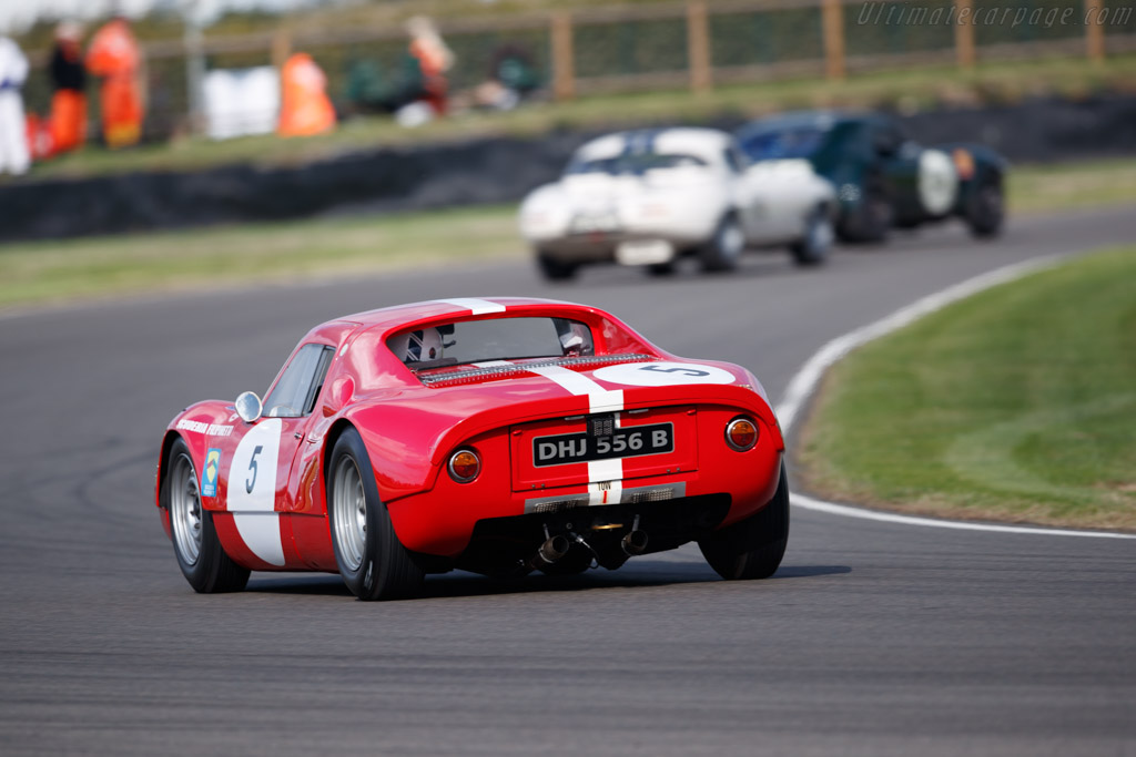 Porsche 904 GTS - Chassis: 904-079 - Entrant: Rainer Becker - Driver: Rainer Becker / Richard Attwood - 2018 Goodwood Revival