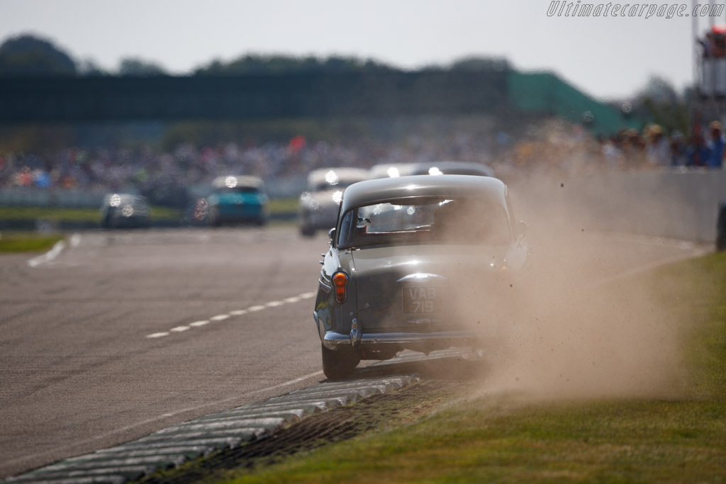 Austin A105 Westminster - Chassis: 015883 - Entrant: Ben Colburn - Driver: Tony Jardine - 2023 Goodwood Revival