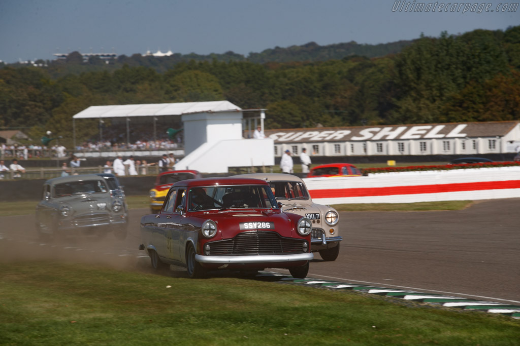 Ford Zephyr MkII  - Entrant: Theo Paphitis - Driver: Gary Paffett - 2023 Goodwood Revival