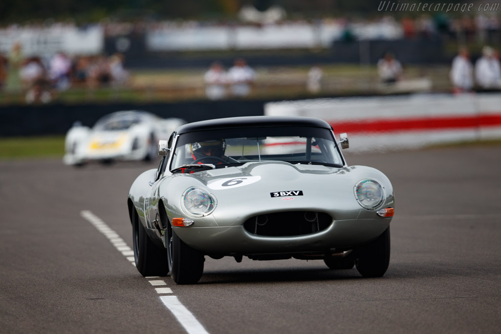 Jaguar E-type - Chassis: 850010 - Entrant: Simon Hadfield - Driver: Pedro de la Rosa / Joaquín Folch-R Corachán - 2023 Goodwood Revival