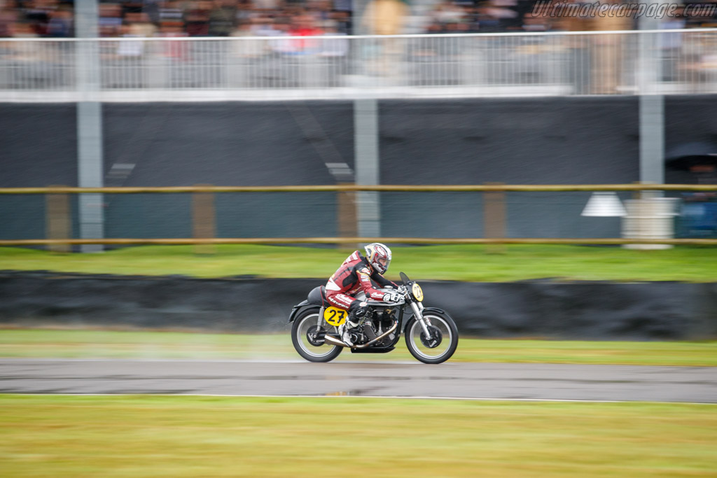 Norton Daytona Manx  - Entrant: Susan Barford - Driver: Duncan Fitchett / Jeremy McWilliams - 2024 Goodwood Revival