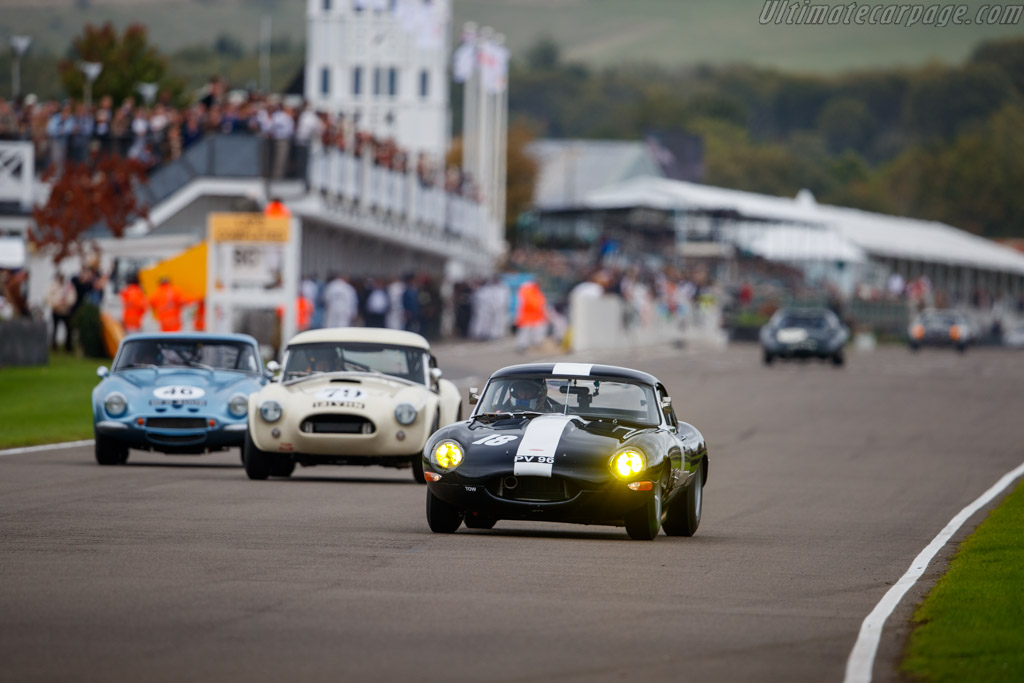 Jaguar E-type 'semi-lightweight' - Chassis: 860038 - Entrant: Richard Meins - Driver: Rob Huff / Andrew Bentley - 2025 Goodwood Revival