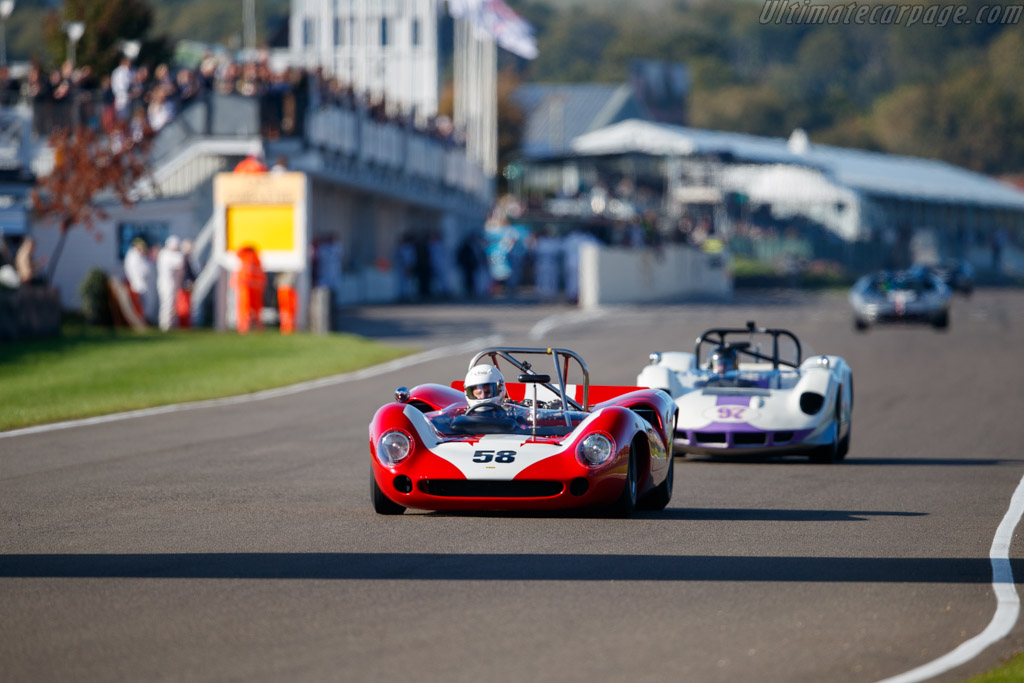 Lola T70 Spyder Chevrolet  - Driver: Graham Moss - 2025 Goodwood Revival