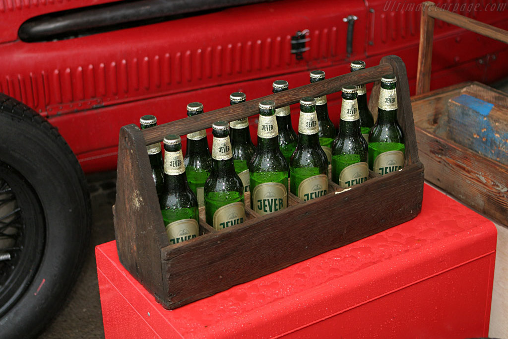 Lager anyone?   - 2006 Goodwood Revival