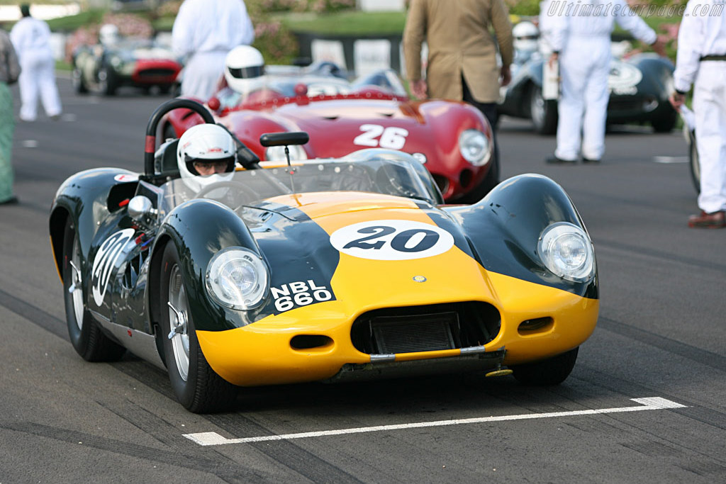 Lister Jaguar 'Knobbly'   - 2006 Goodwood Revival