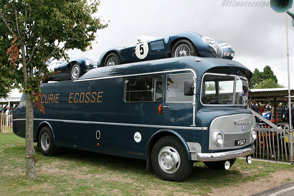 Period transportation   - 2006 Goodwood Revival