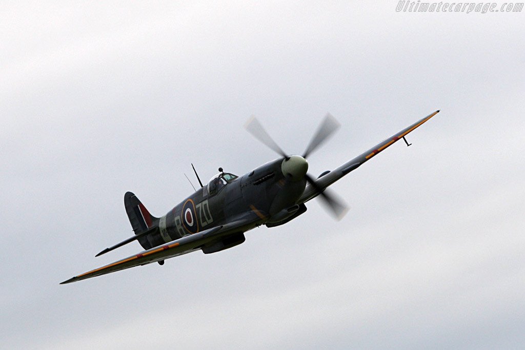 Supermarine Spitfire   - 2007 Goodwood Revival