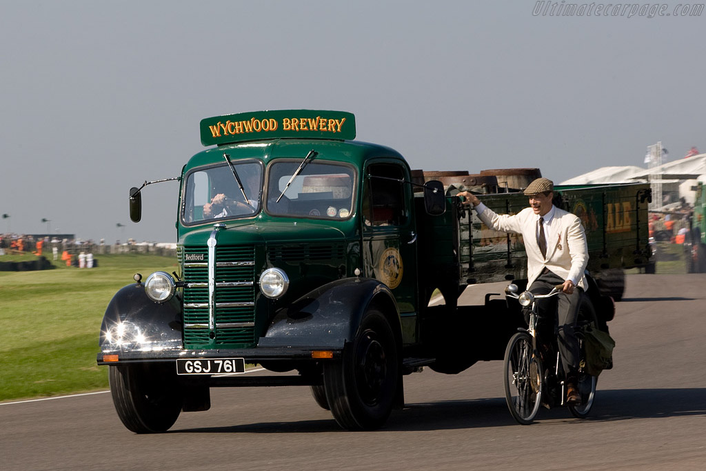 Bedford O-series Beer Wagon   - 2008 Goodwood Revival