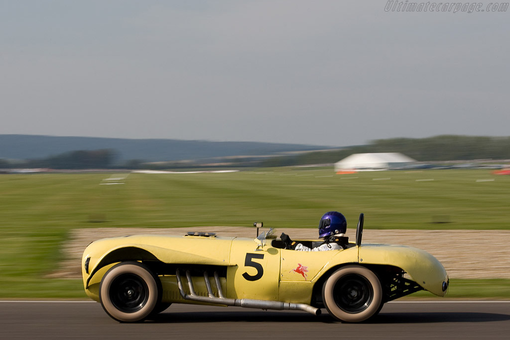 Old Yeller II   - 2008 Goodwood Revival