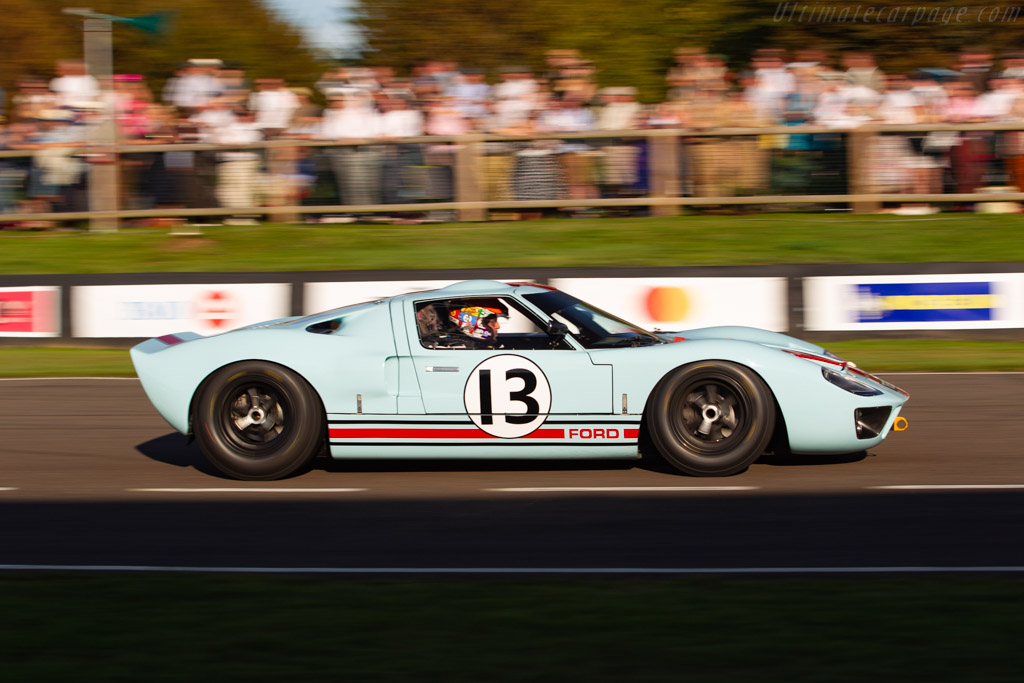 Ford GT40 - Chassis: GT40P/1025 - Entrant / Driver Shawn Lynn - 2019 Goodwood Revival