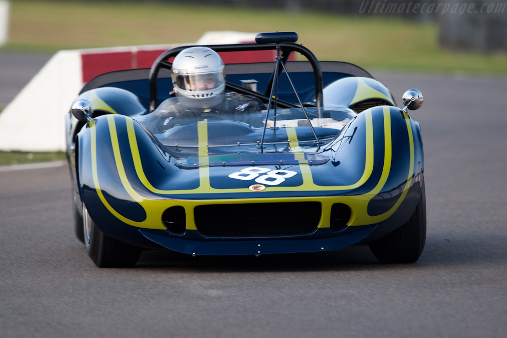 McLaren M1B - Chassis: 30-19  - 2009 Goodwood Revival