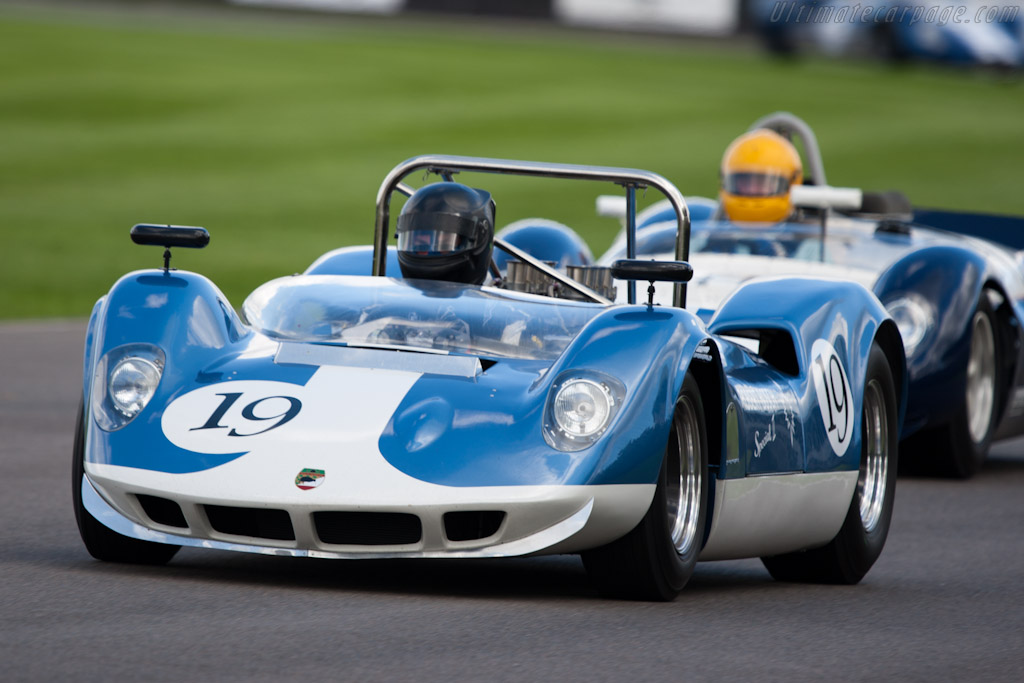 McLaren M1A Chevrolet - Chassis: 20-05  - 2010 Goodwood Revival