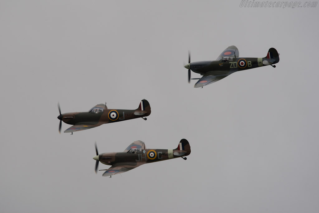 Spitfires   - 2011 Goodwood Revival