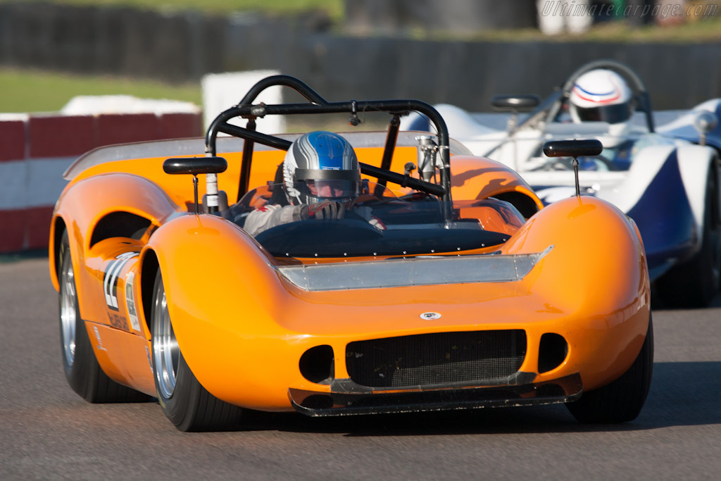 McLaren M1B - Chassis: 30-06  - 2012 Goodwood Revival