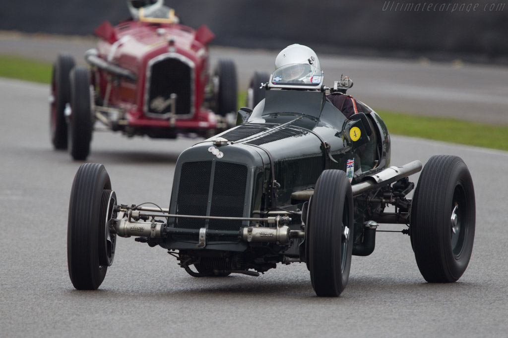 ERA R2A - Chassis: R2A - Entrant: Mary Smith - Driver: Mark Gillies - 2013 Goodwood Revival