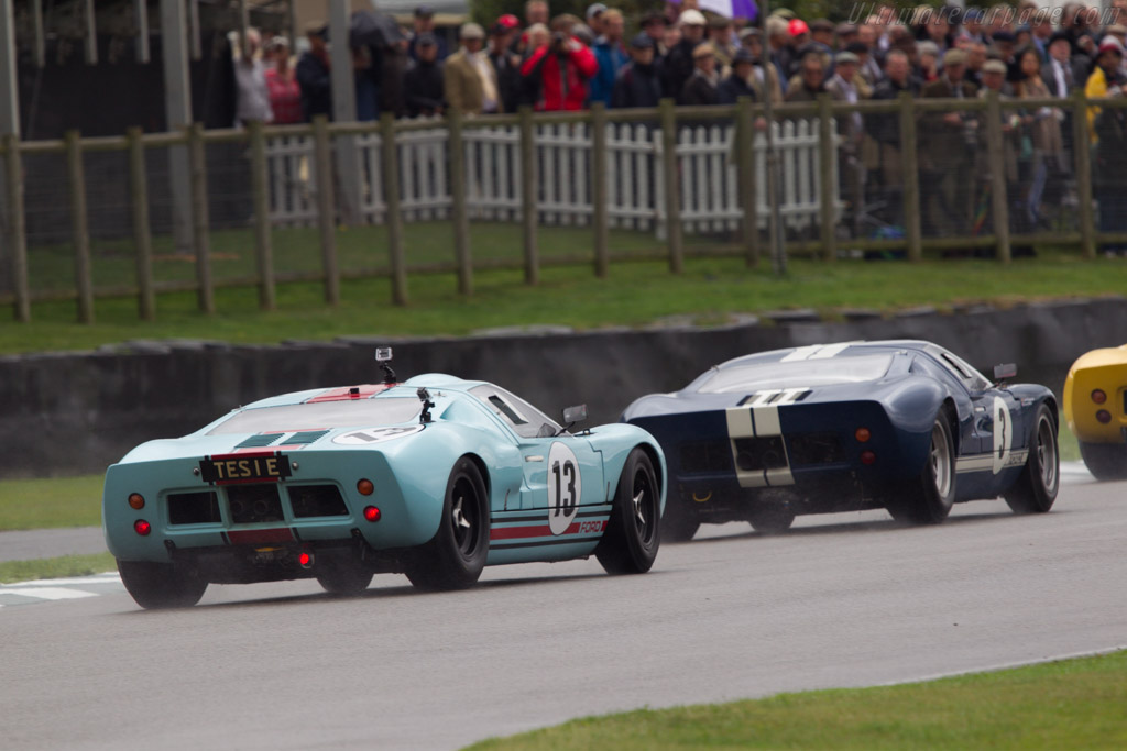 Ford GT40 - Chassis: GT40P/1025 - Entrant: Shaun Lynn - Driver: Emanuele Pirro - 2013 Goodwood Revival