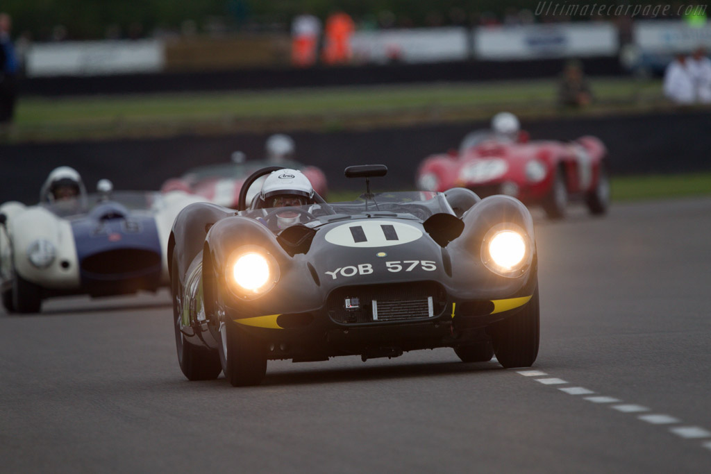 Lister Knobbly Jaguar - Chassis: BHL 120 - Entrant: JD Classics - Driver: Derek Hood - 2013 Goodwood Revival