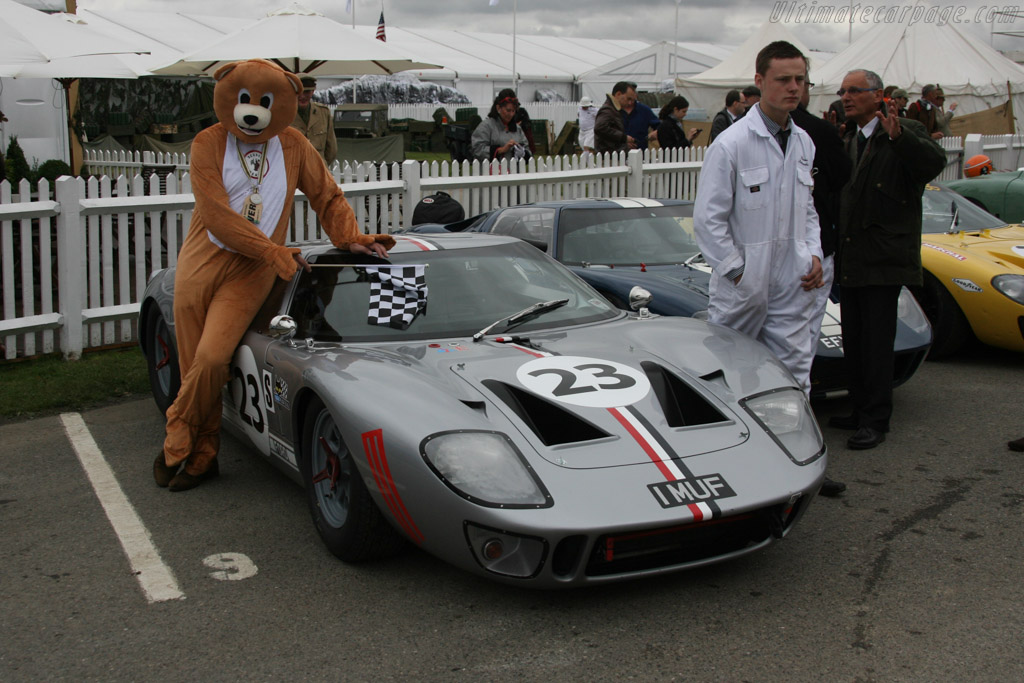 Scuderia Bear   - 2013 Goodwood Revival
