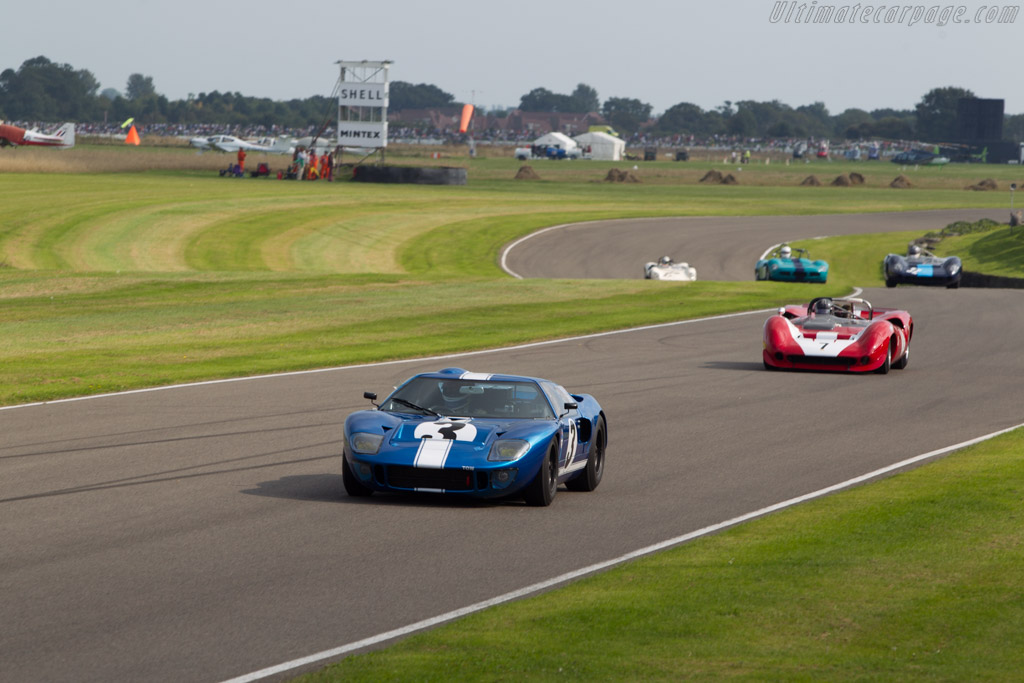 Ford GT40 - Chassis: GT40P/1062 - Entrant: Racing Team Holland - Driver: Hans Hugenholtz - 2014 Goodwood Revival