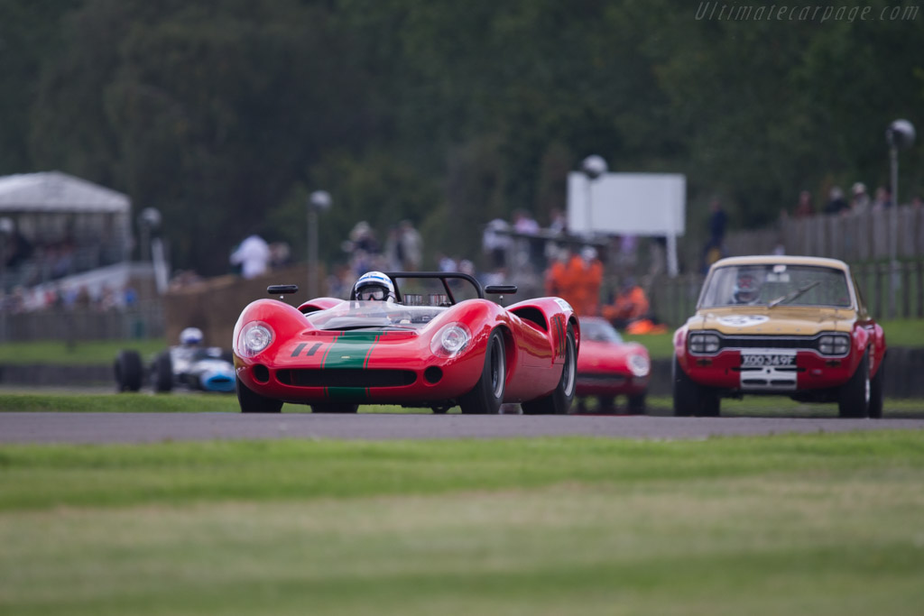 Lola T70 Spyder - Chassis: SL70/1 - Driver: John Surtees - 2014 Goodwood Revival