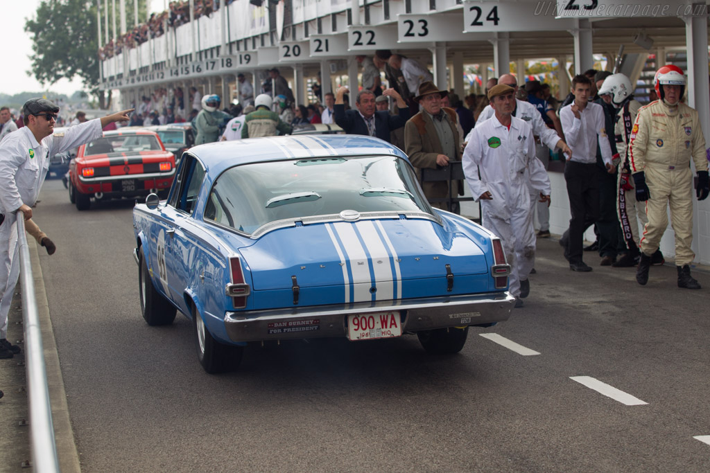 Plymouth Barracuda  - Driver: Duncan Pittaway / Justin Bell - 2014 Goodwood Revival