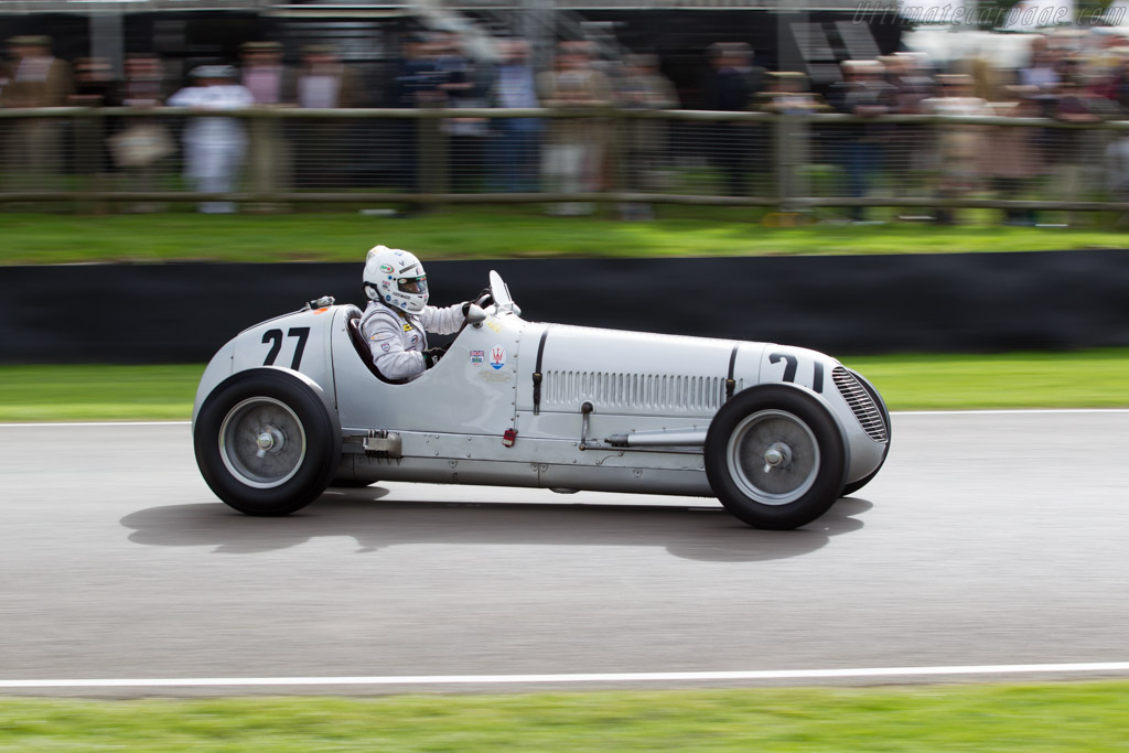 Maserati 6CM - Chassis: 1556 - Entrant: Sean Danaher - Driver: Calum Lockie - 2015 Goodwood Revival